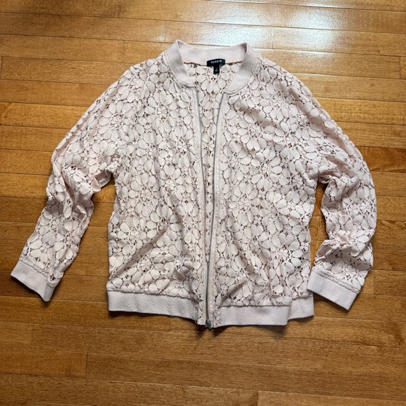 torrid Jackets & Blazers - Women’s Torrid Light Pink Lace Bomber Jacket size 2 EUC